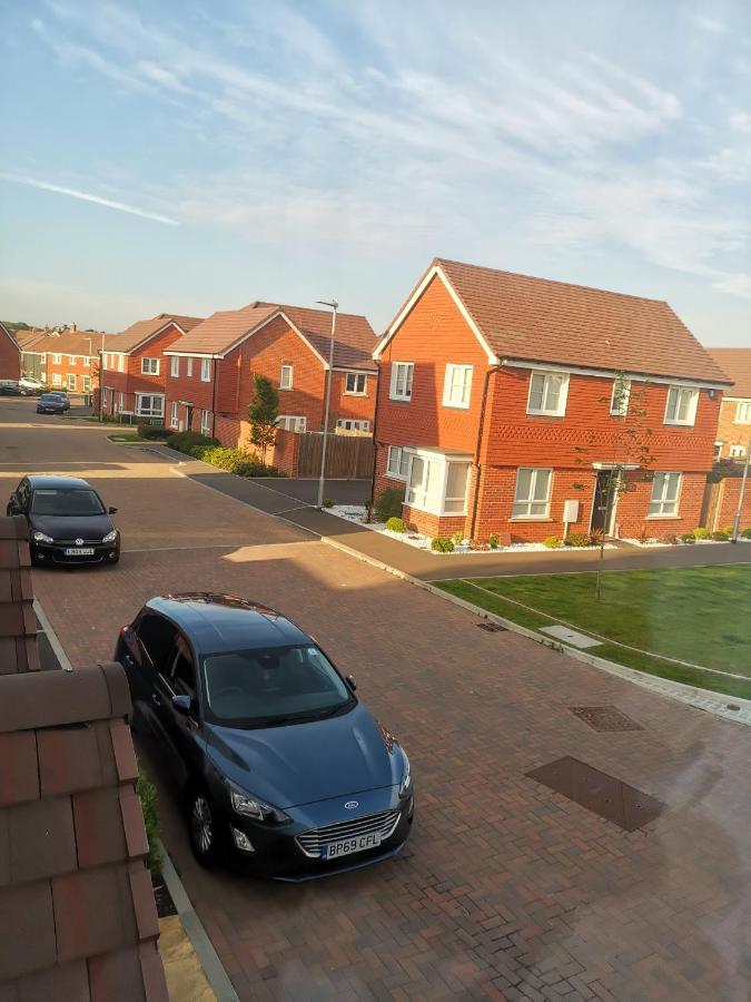 Langley Haven - 3 Bedroom House Maidstone Luaran gambar