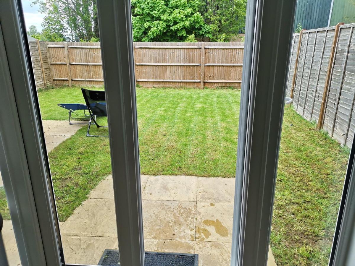 Langley Haven - 3 Bedroom House Maidstone Luaran gambar