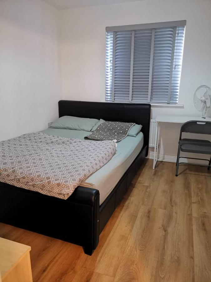 Langley Haven - 3 Bedroom House Maidstone Luaran gambar